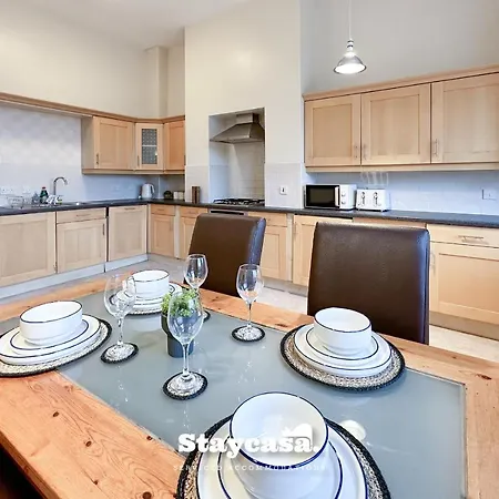 Carlton Co-Living - Private Room Self-Cater Manchester Exterior photo