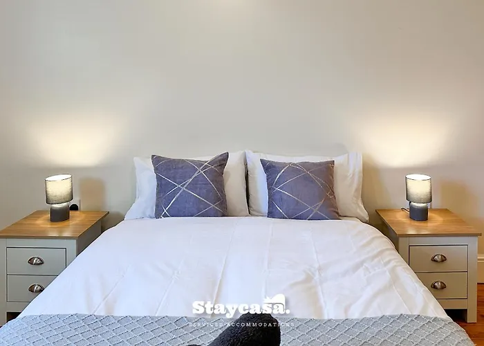 Carlton Co-Living - Private Room Self-Cater