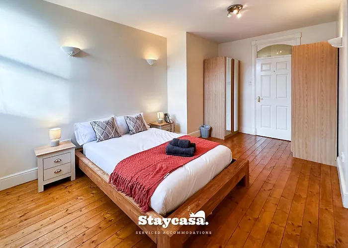 Carlton Co-Living - Private Room Self-Cater